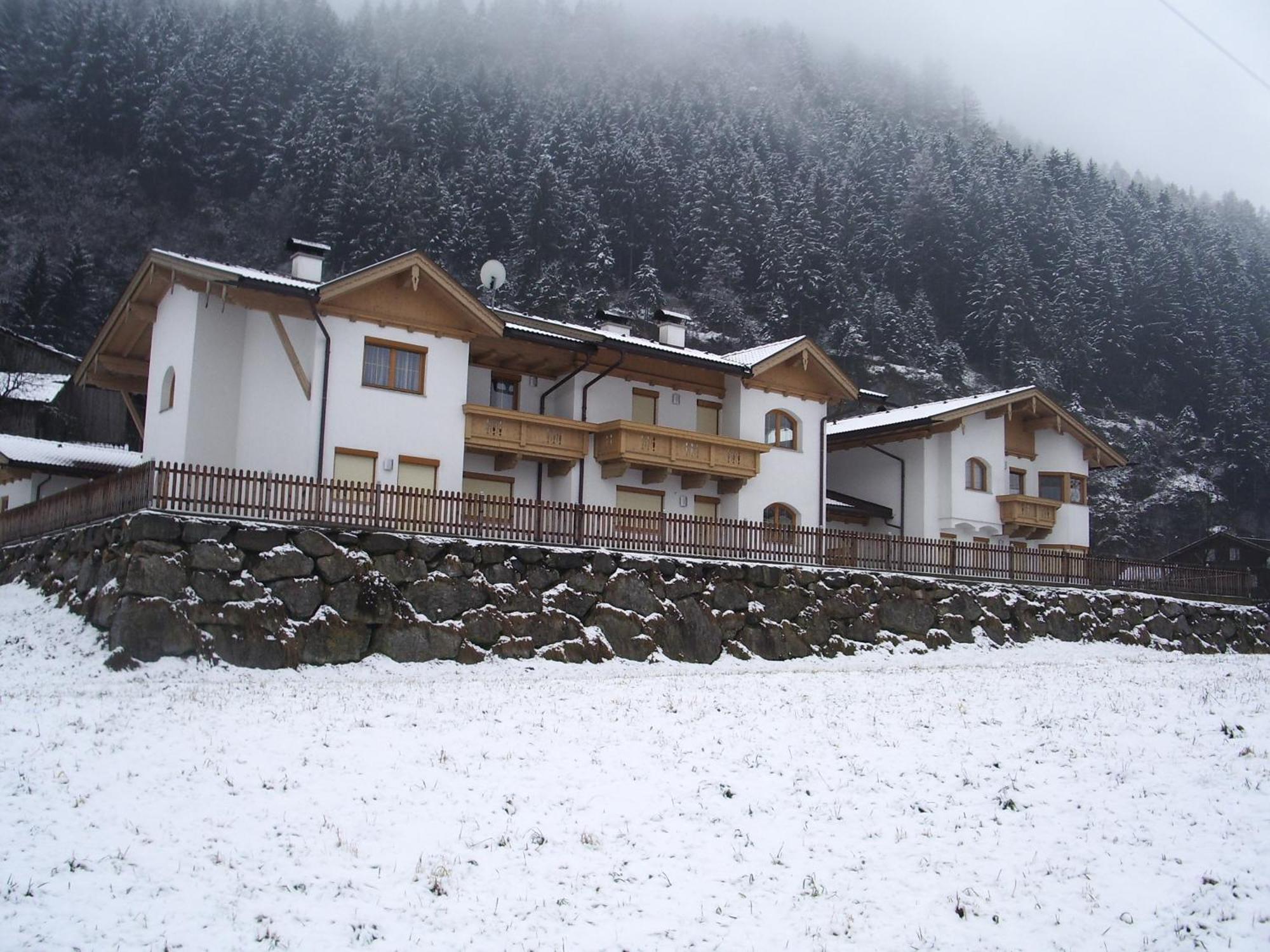 Haus Peter Schiestl Apartment Zell am Ziller Exterior foto