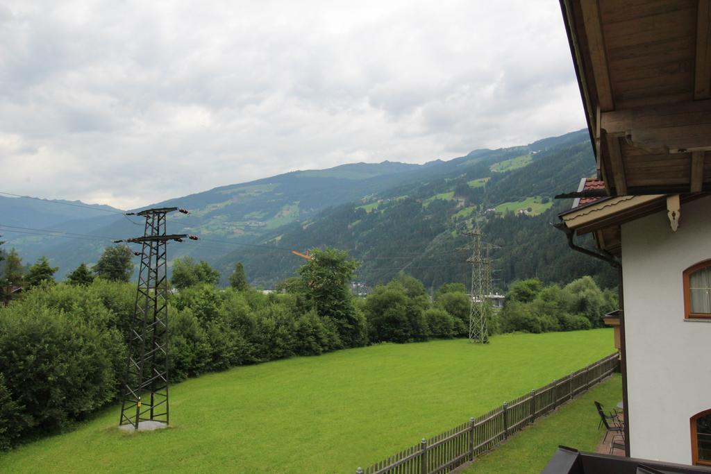 Haus Peter Schiestl Apartment Zell am Ziller Exterior foto