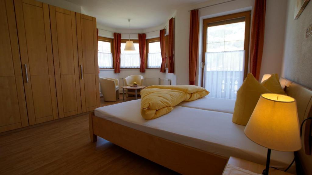 Haus Peter Schiestl Apartment Zell am Ziller Exterior foto